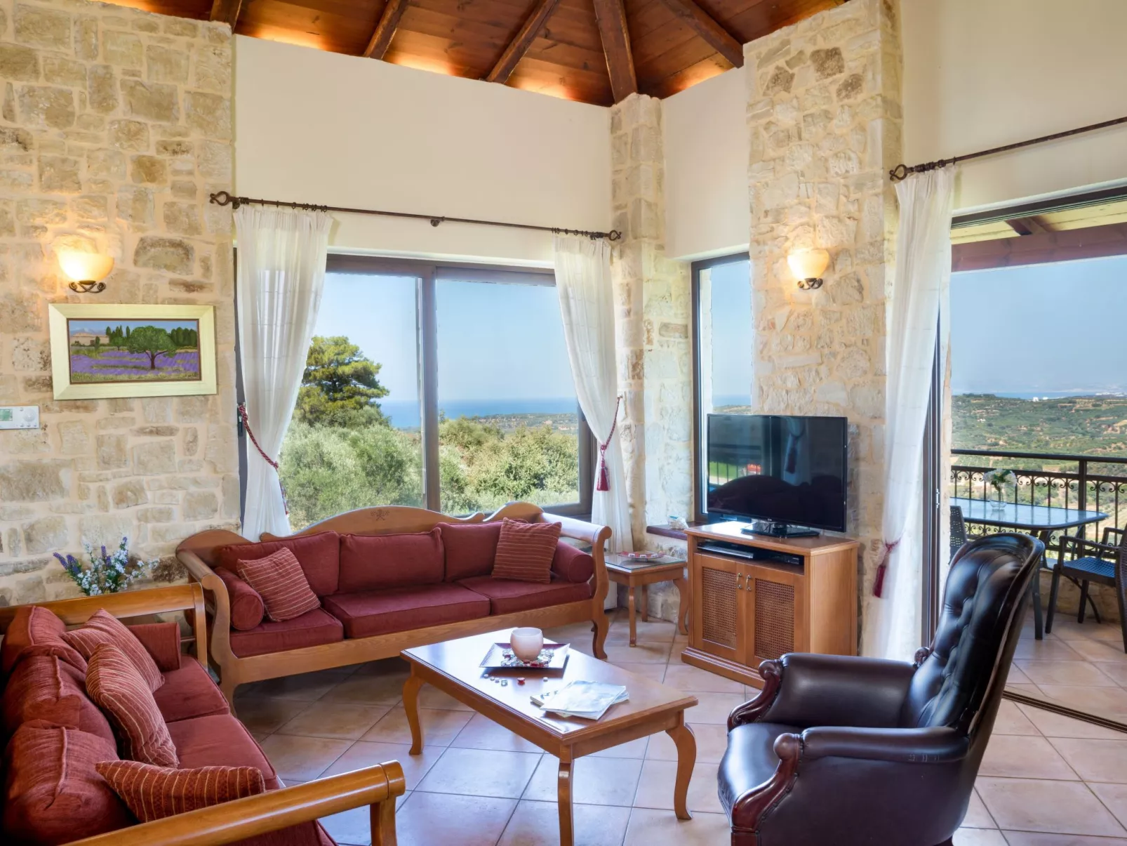 Familienvilla mit privatem Pool und Kinderbereich - Binnen