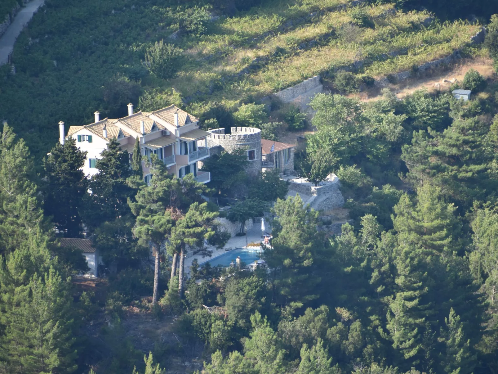 Sommer Dafnopanagia Luxusstudio Ourania - Buiten