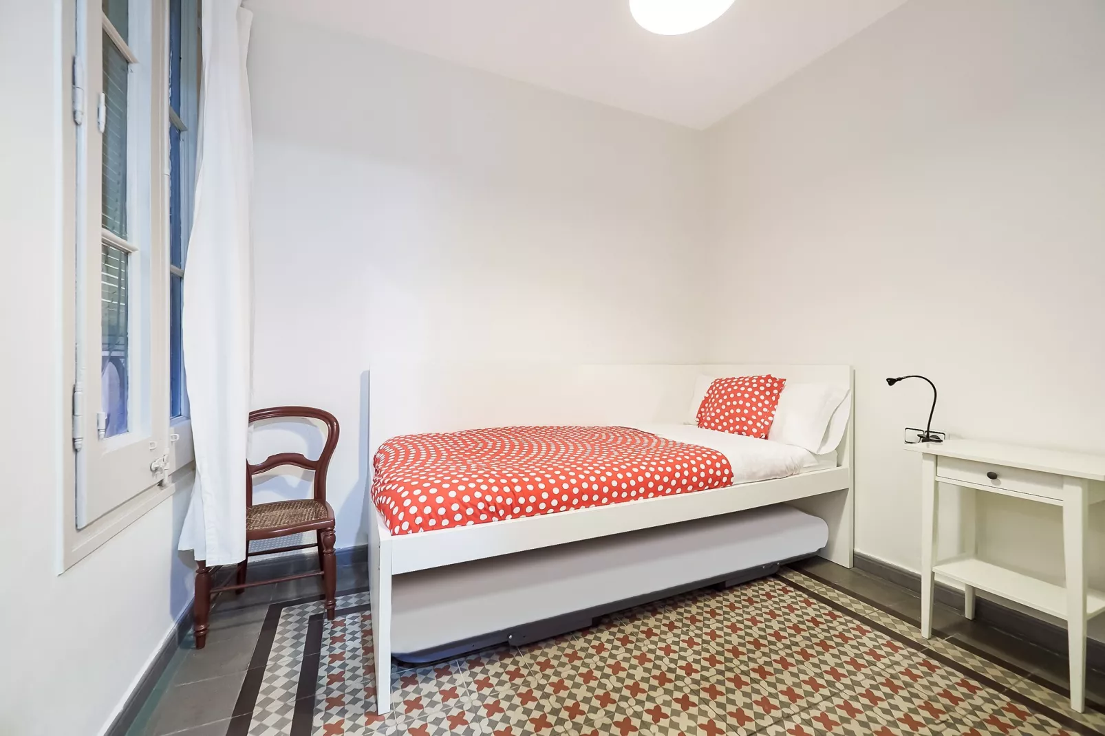 Rambla Paris Apartment - Slaapkamer