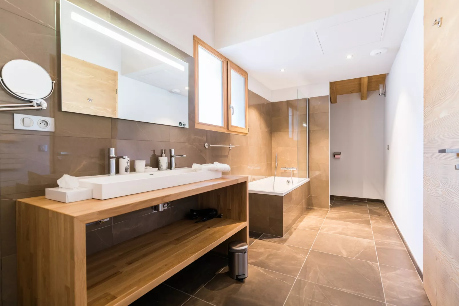 Les Portes de Megève 11 - Badkamer