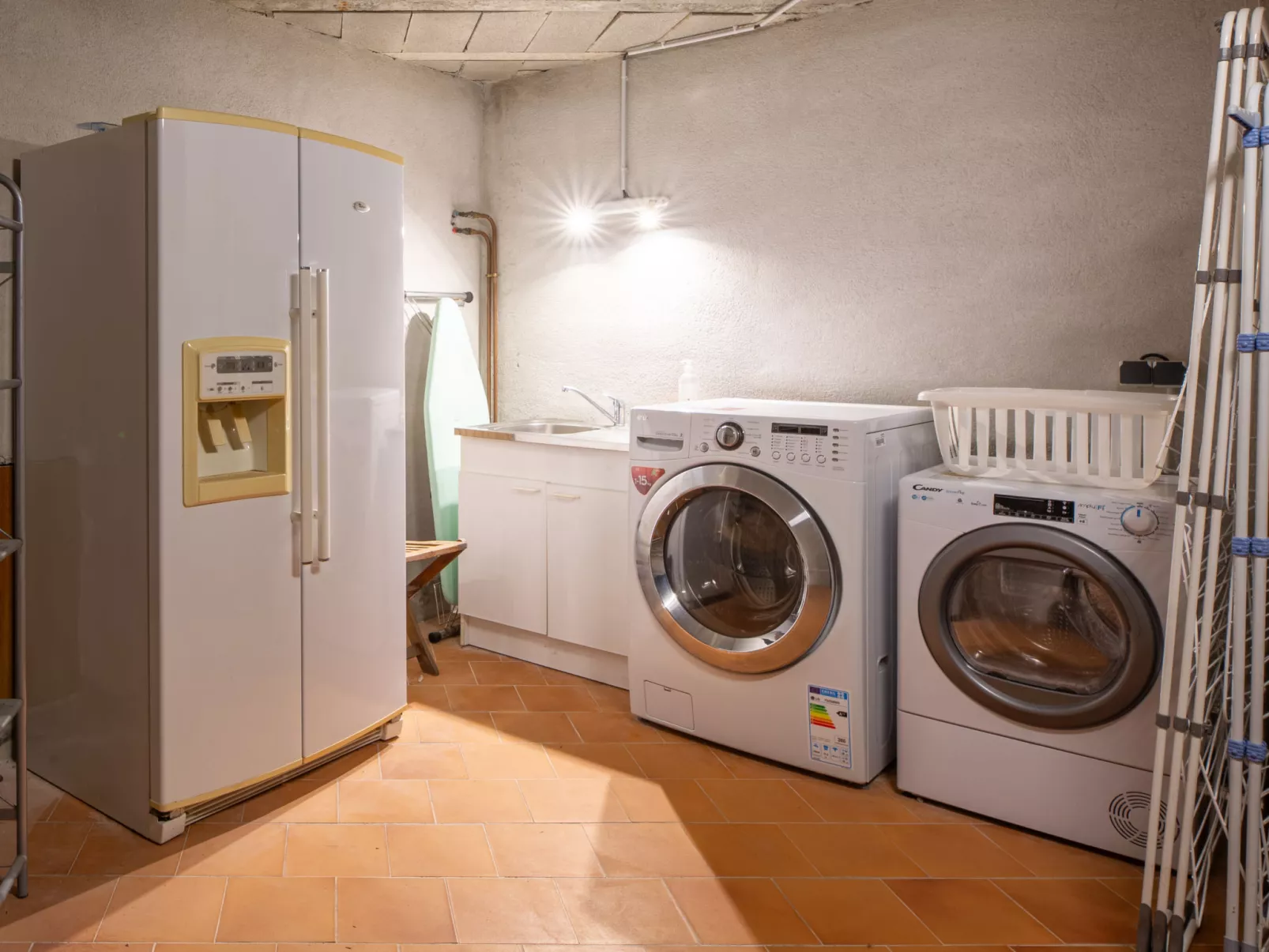 La Figuière - Binnen