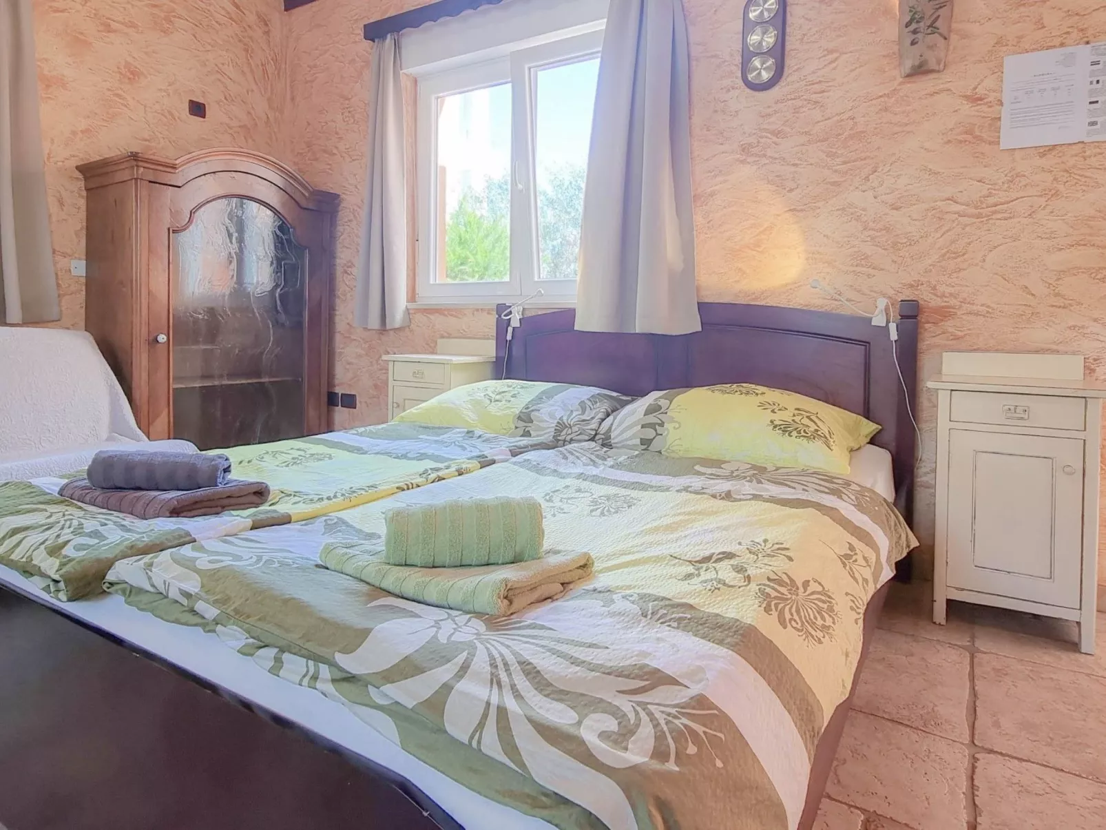 Wohnung "Barbara" mit Terrasse - Binnen