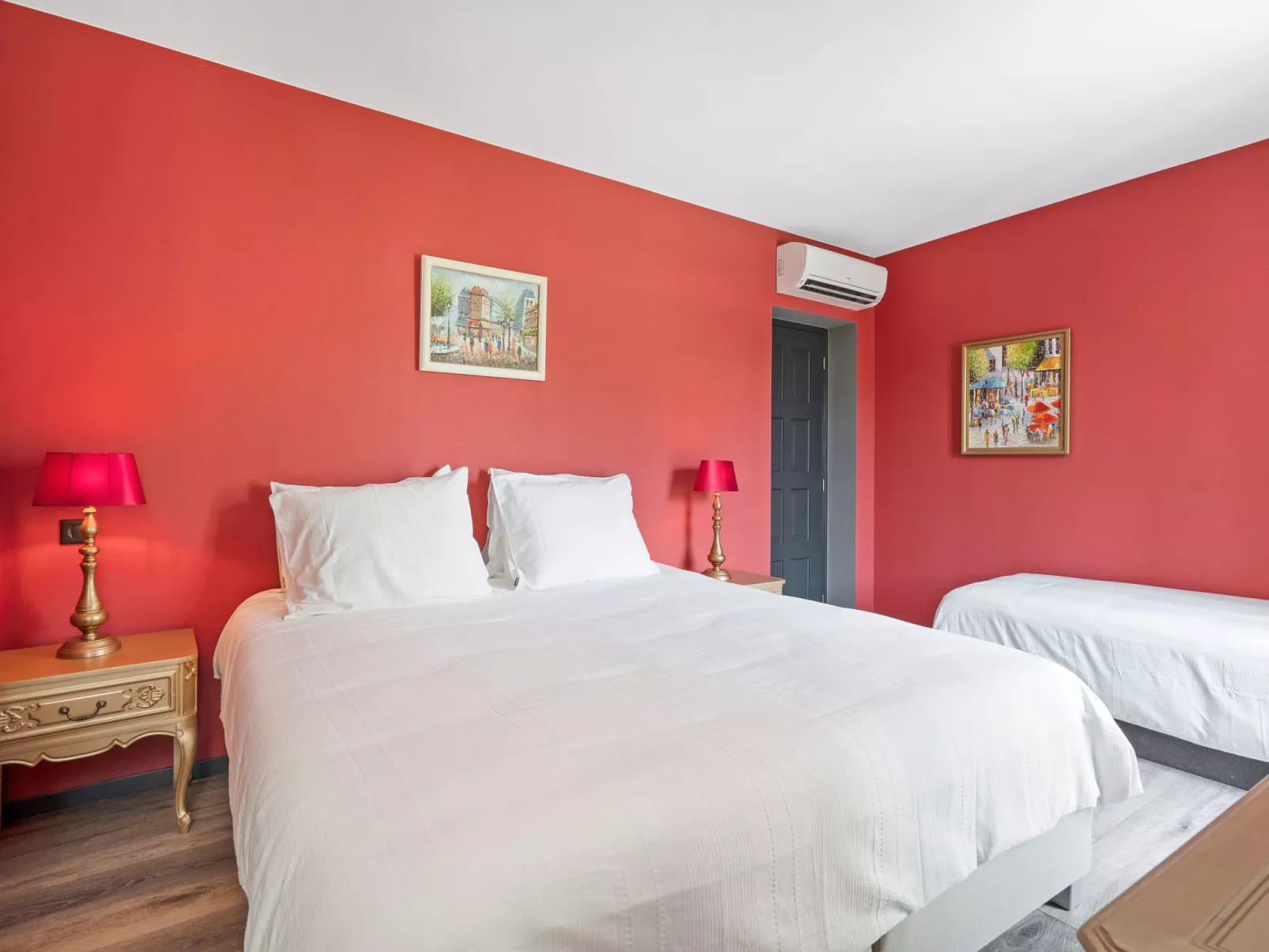 Mauresque & Pêcheurs - Binnen