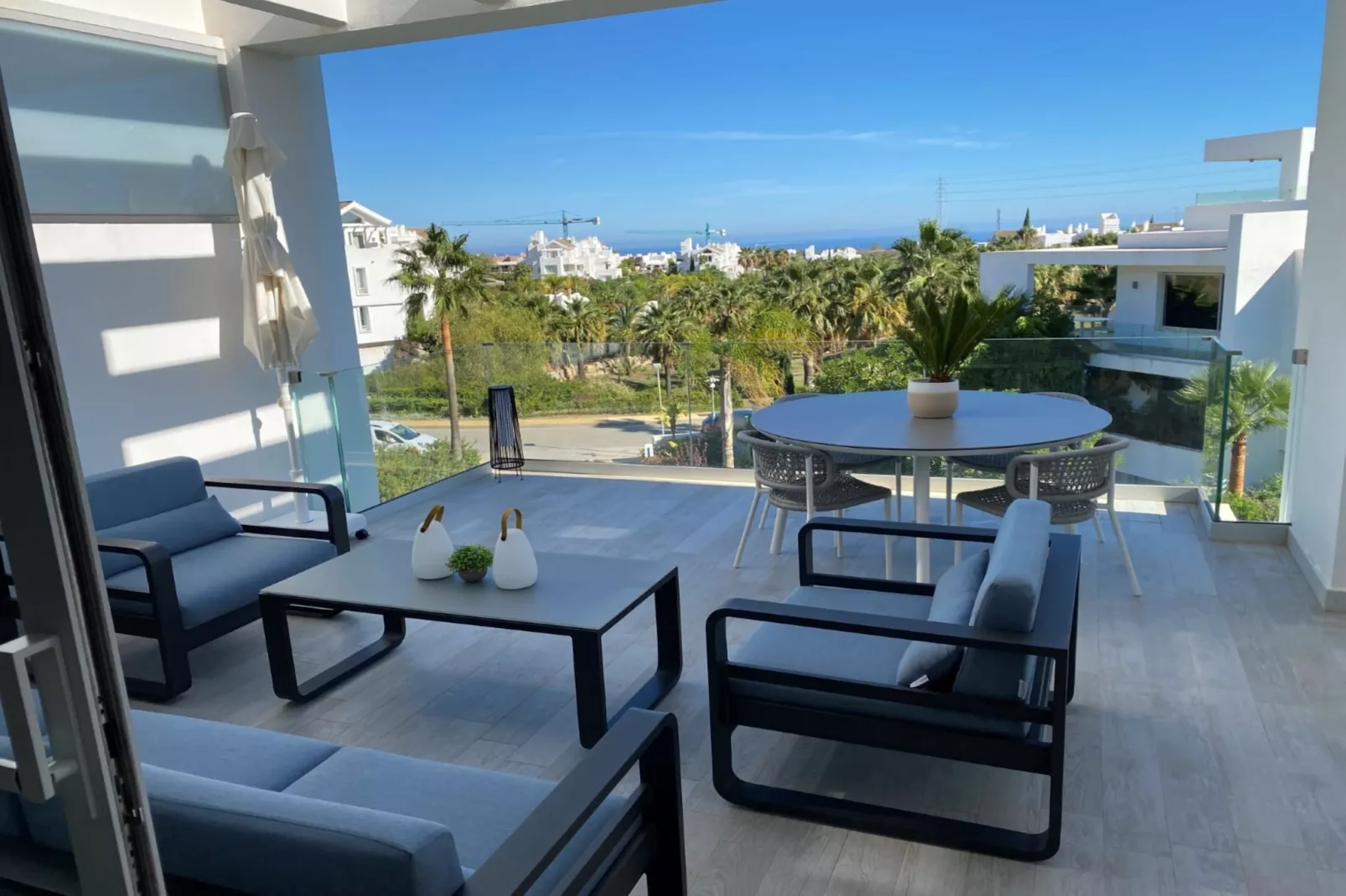 Stylish 2-Bed Apartment | Alcazaba Lagoon (1713) - Terrasbalkon