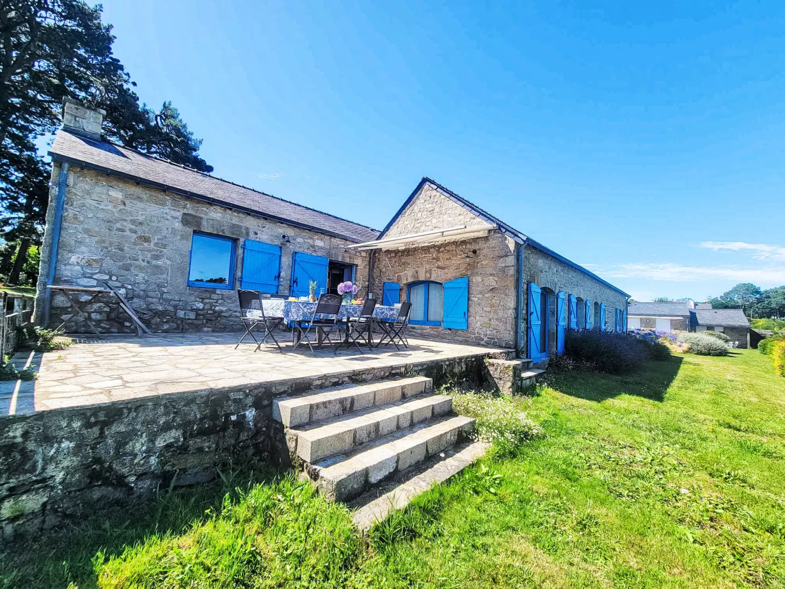 Pen Er Hoët - Binnen