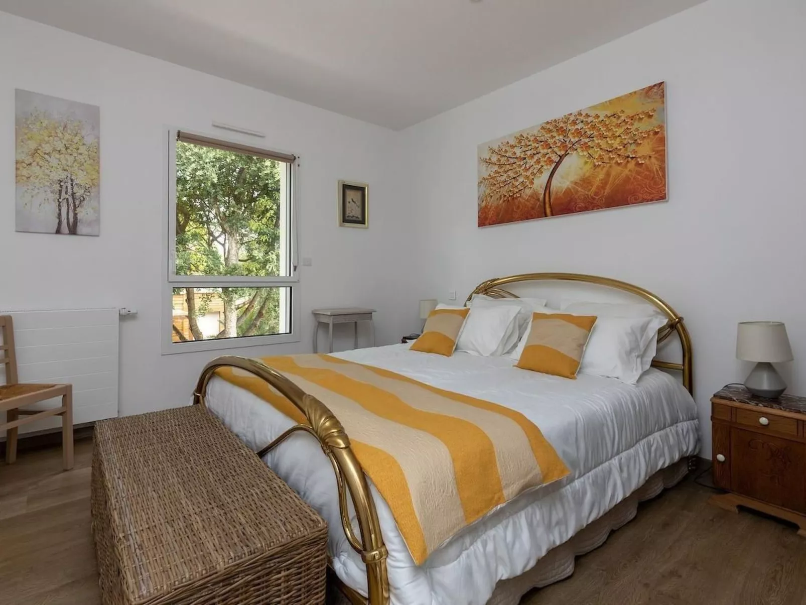 "L'Oustaou des Hournails" (Das Haus der Hournails) - Binnen