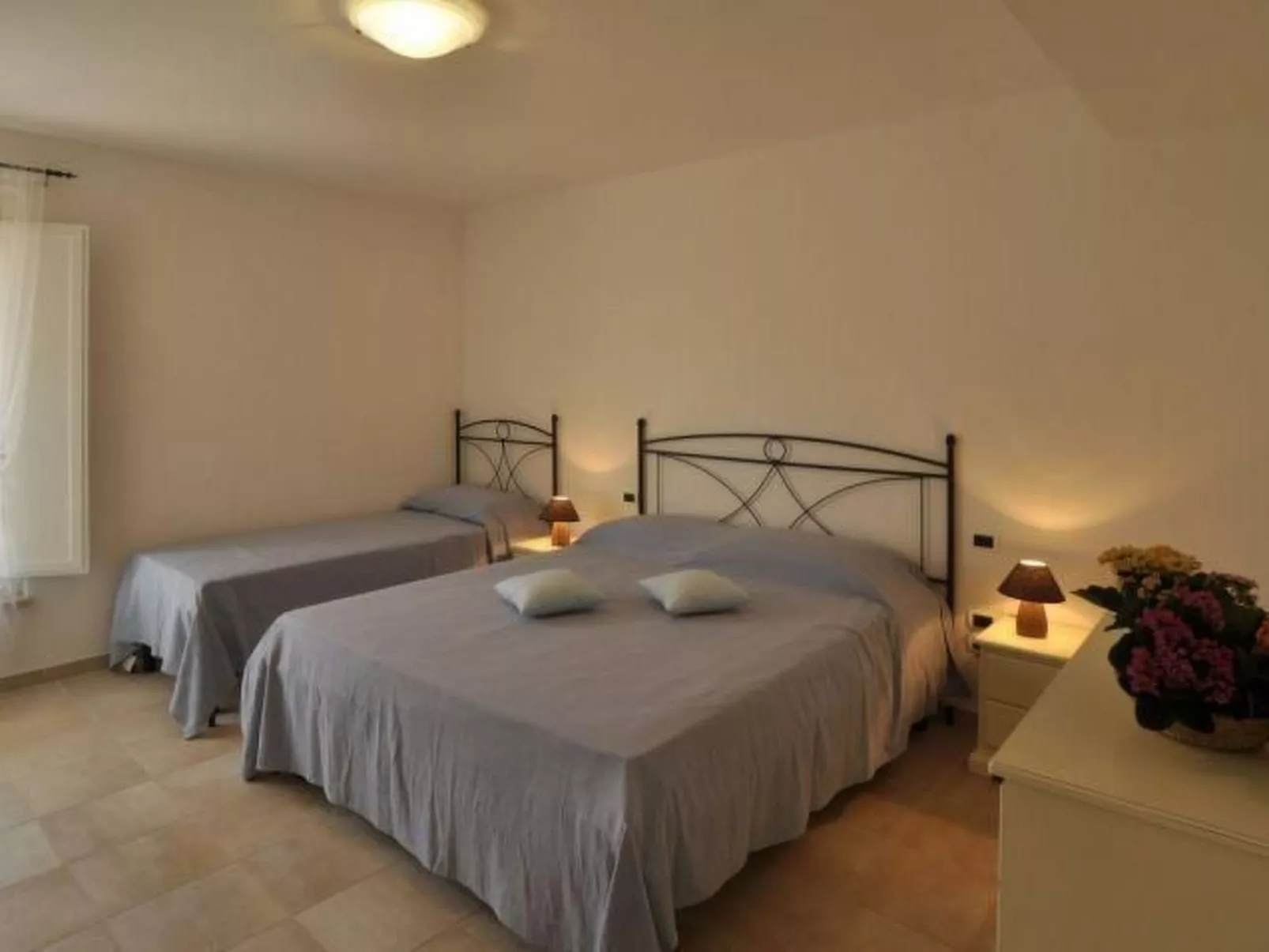 Unterkunft für 7 Personen mit AC, Schwimmbad, in der Nähe des Meeres - Binnen