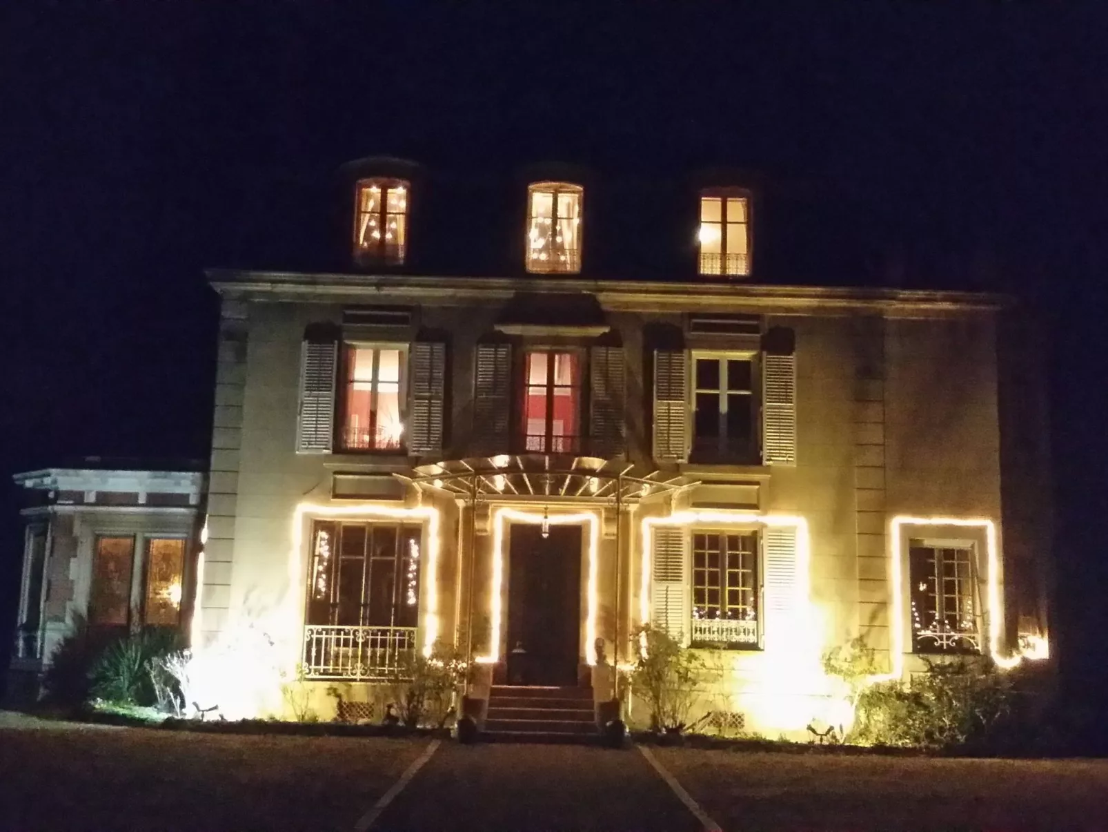 MaisonMazerand    Wohnen - Entspannen - Genießen - Buiten