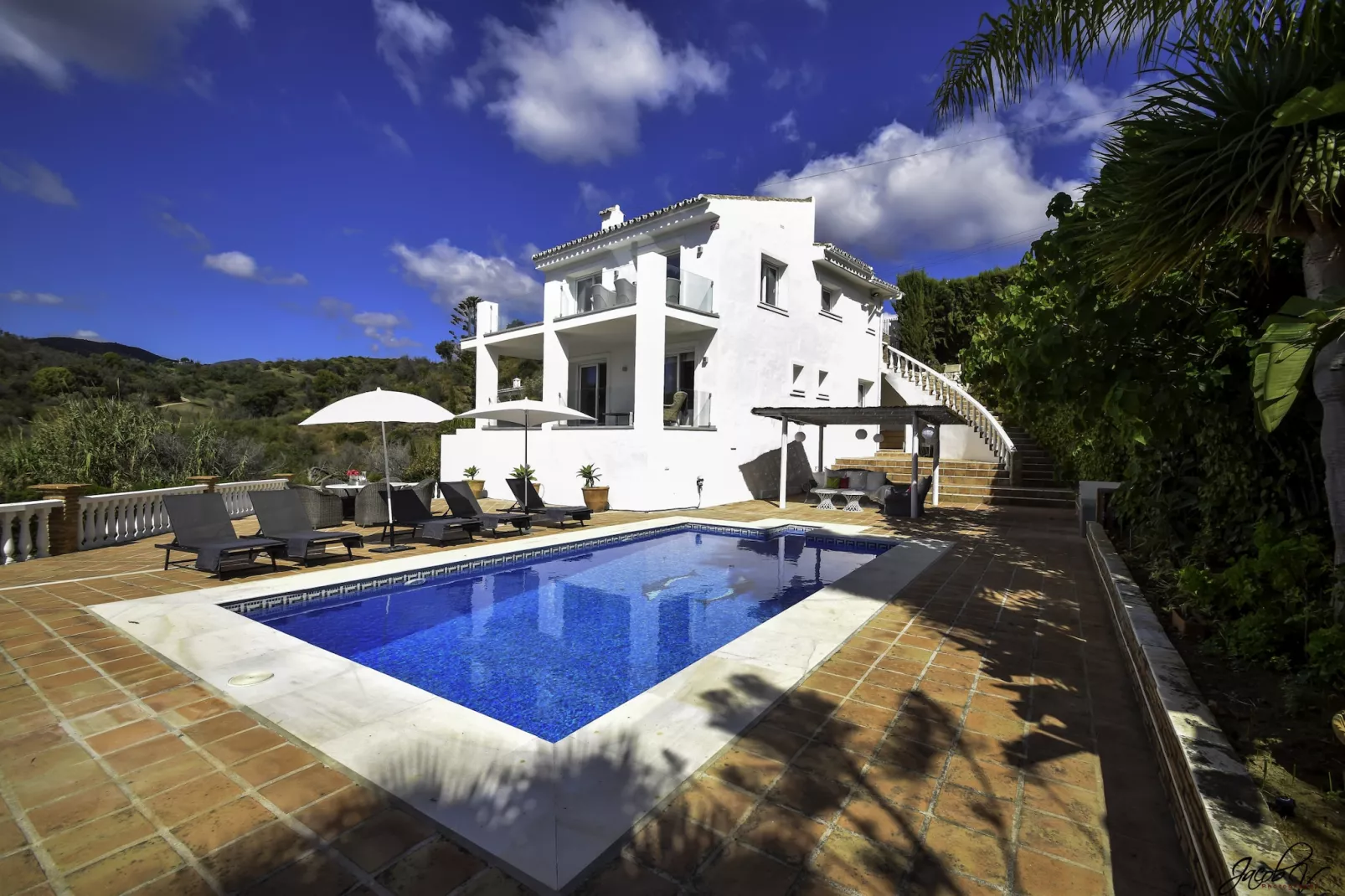 Tranquil Villa with Sea Views & Heated Pool! - Buitenlucht