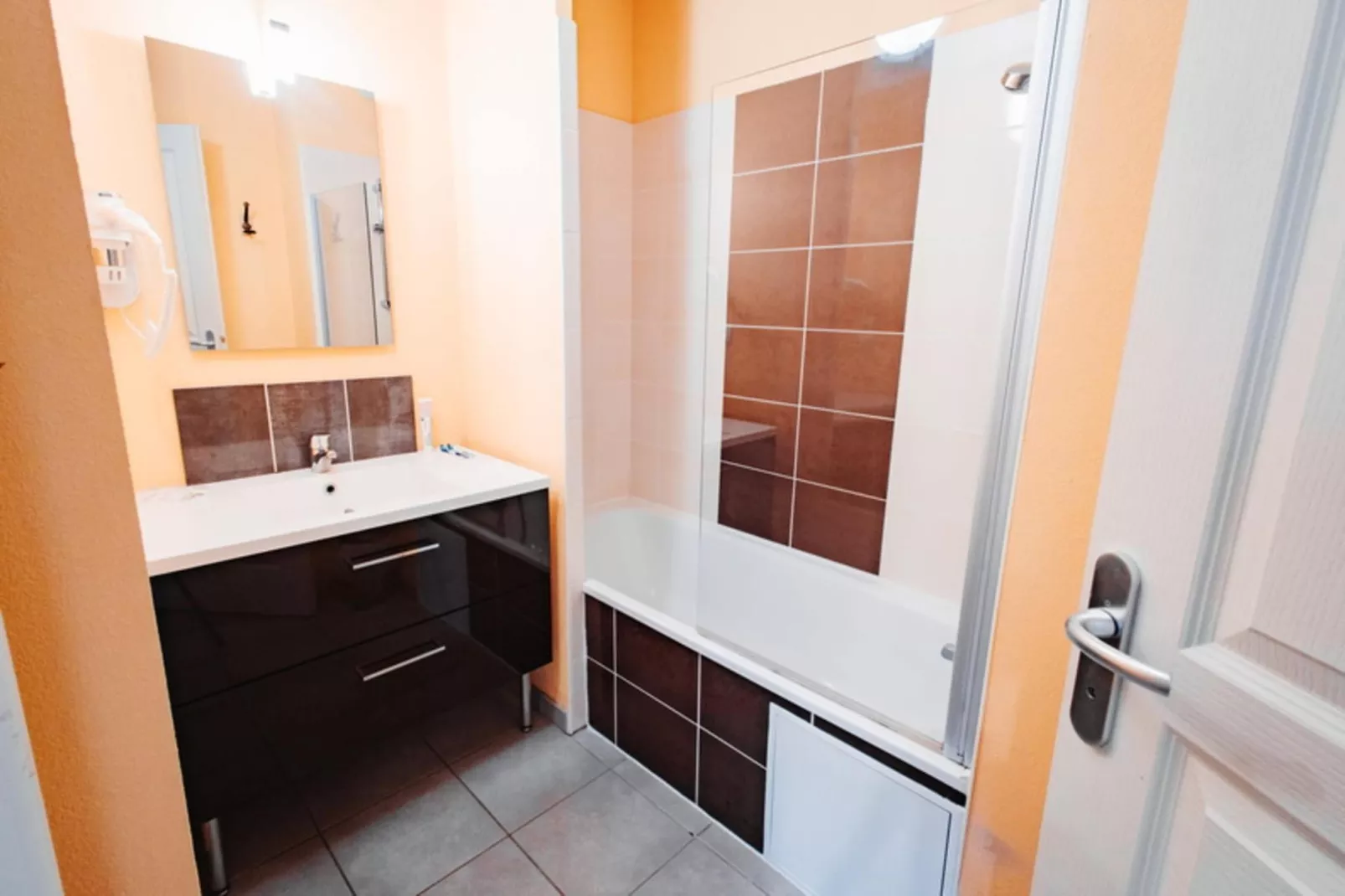 Le Domaine de la Vallée d'Ax - Badkamer