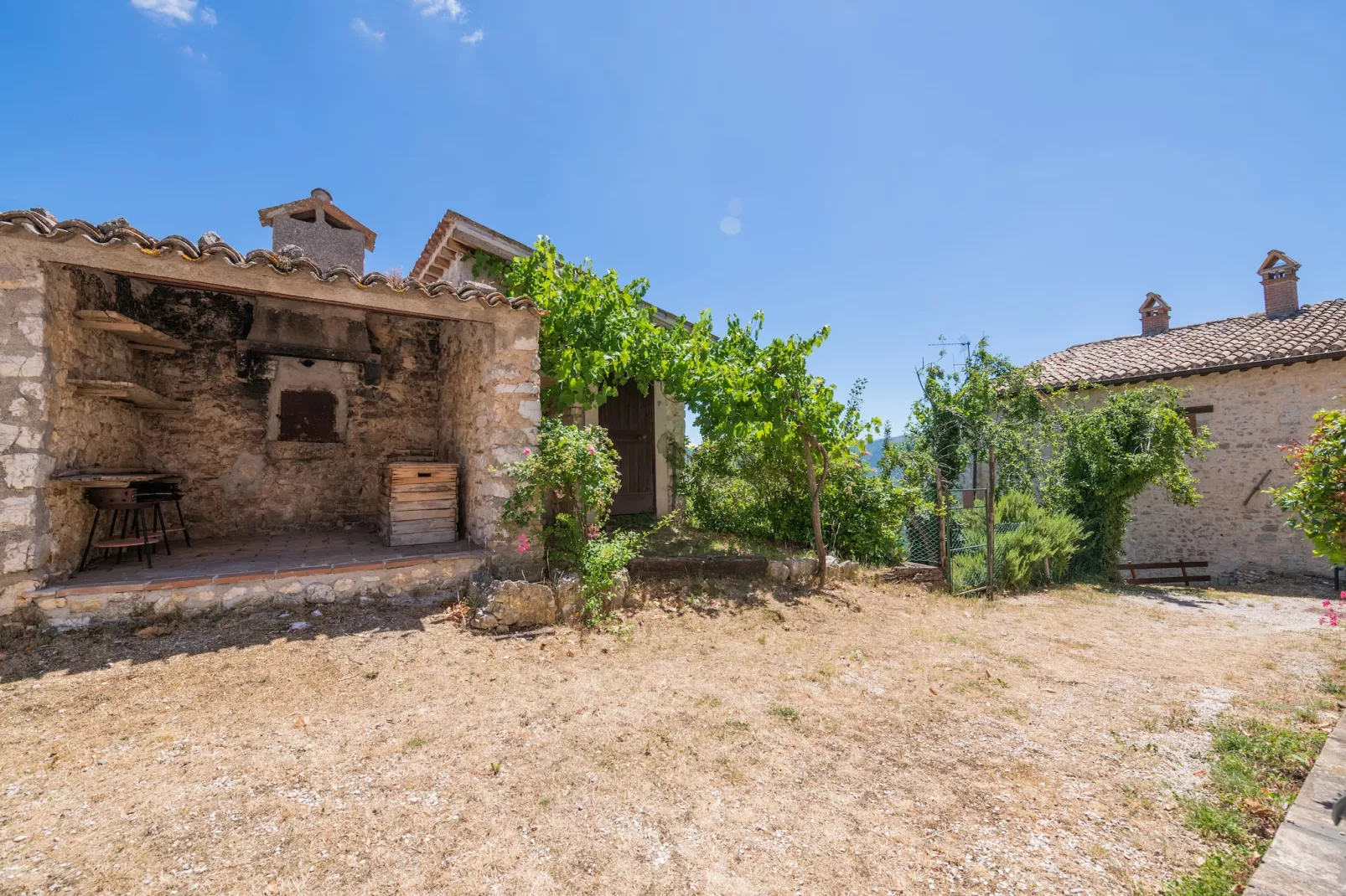 Fonni Blu Due - Tuinen zomer