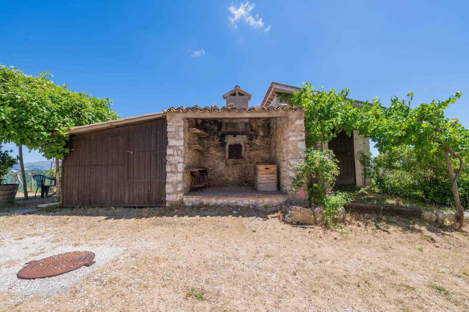 Fonni Verde Due - Tuinen zomer