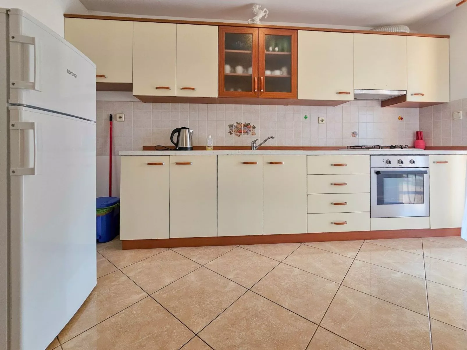 "Viola" mit Terrasse - Binnen