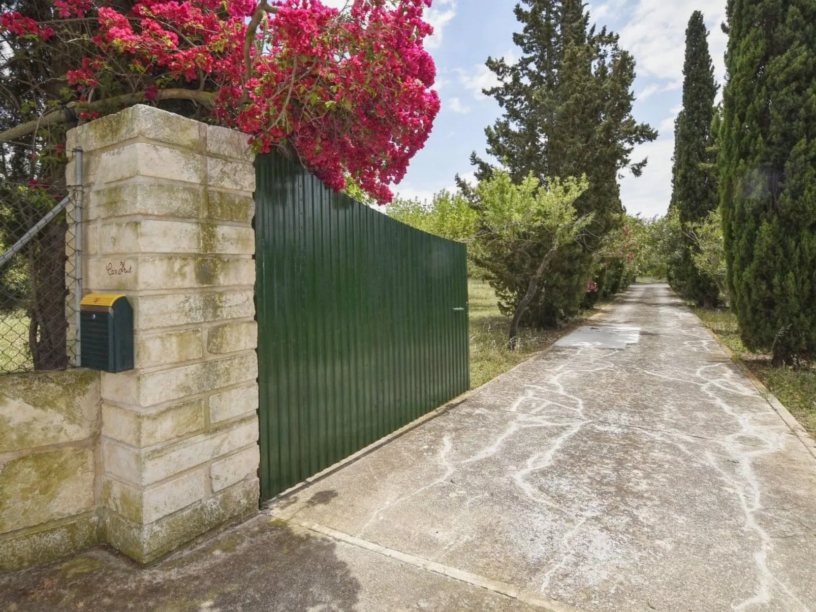 Ferienvilla mit privatem Pool - Buiten