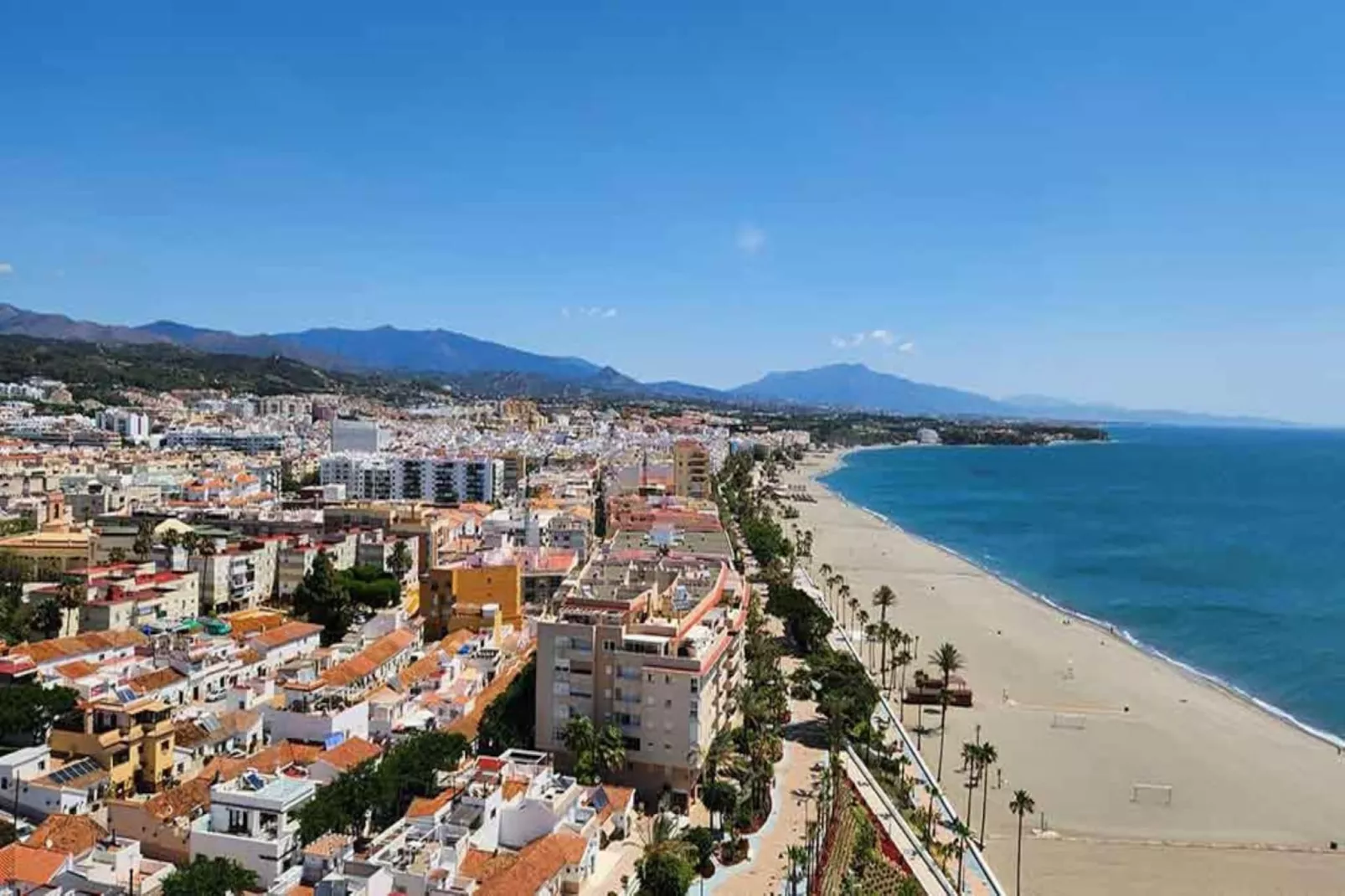 Modern 3-pax Apt & Solarium ALCAZABA LAGOON (2023) - Gebieden zomer 5km
