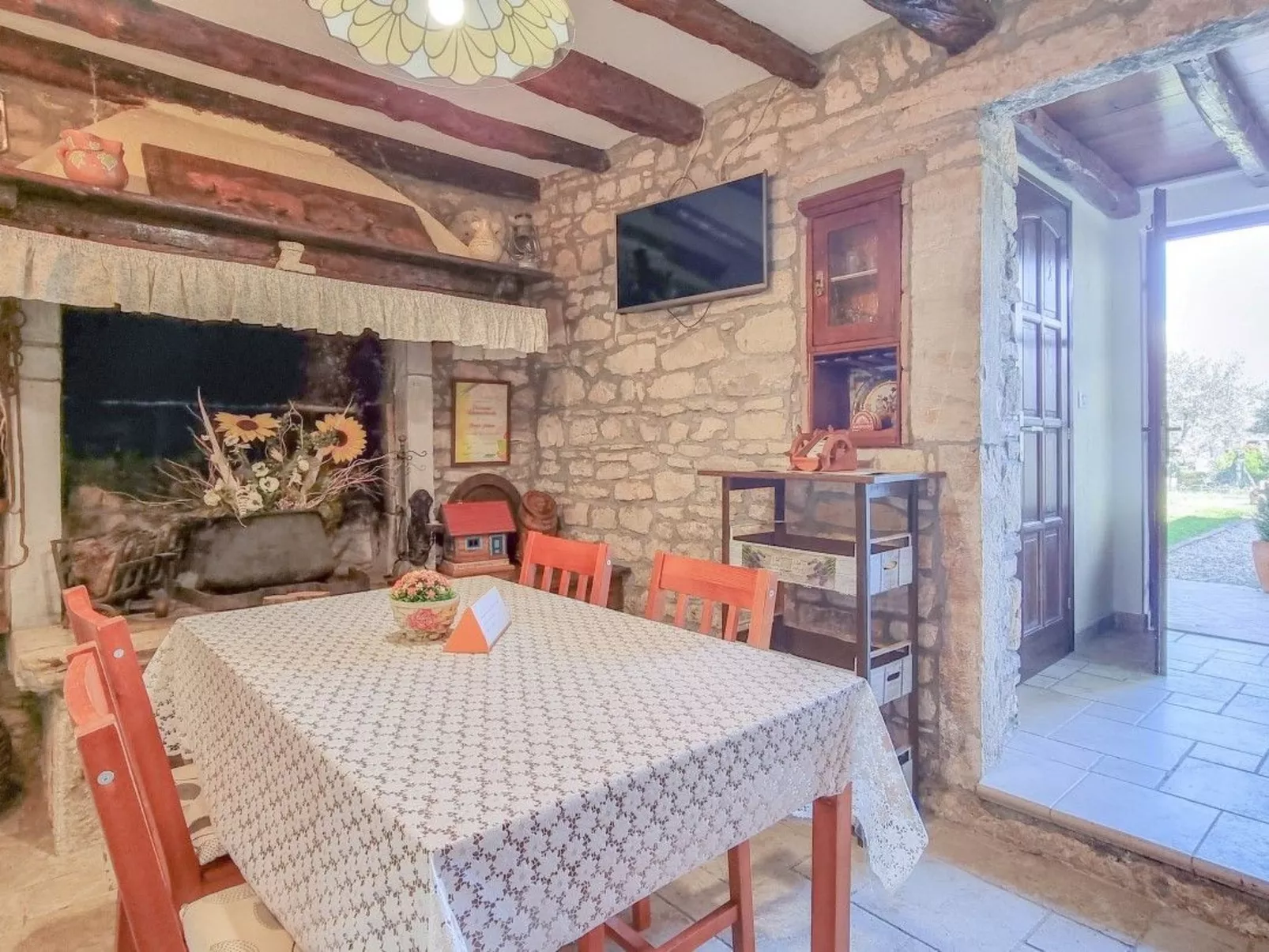 Für 2 Personen ca. 30 m&sup2; in Novigrad, Adriaküste Kroatien (Westküste von I - Binnen