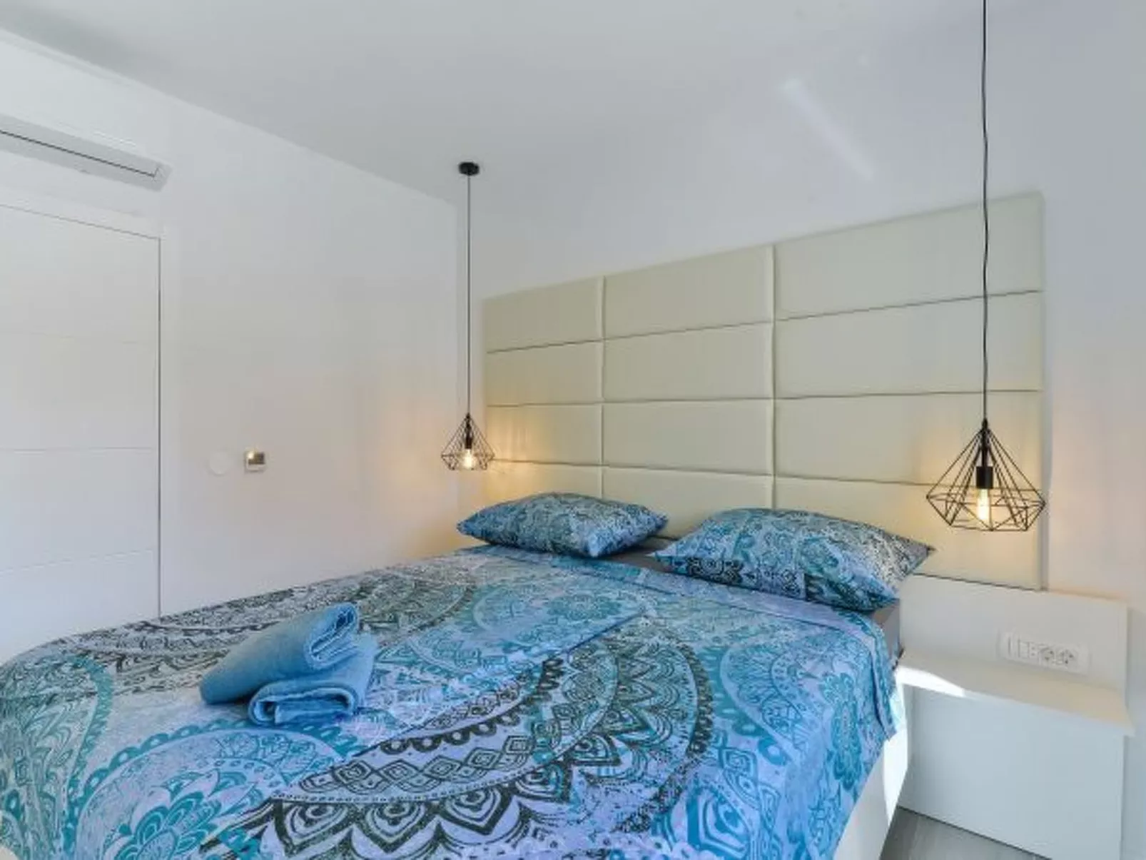 Villa Div with heated pool Apartment No.1 - Image-tags.info