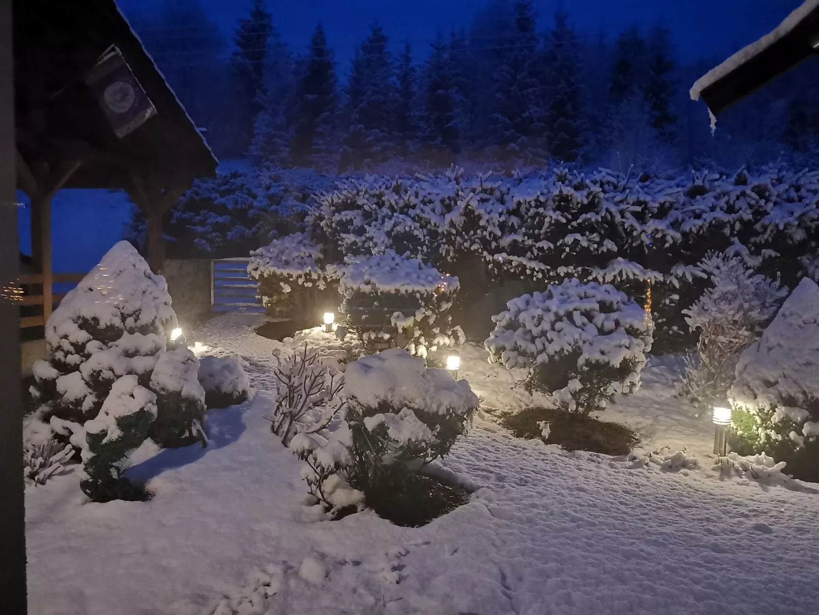 In den Bergen, Villa mit Panoramaterrasse - Buiten