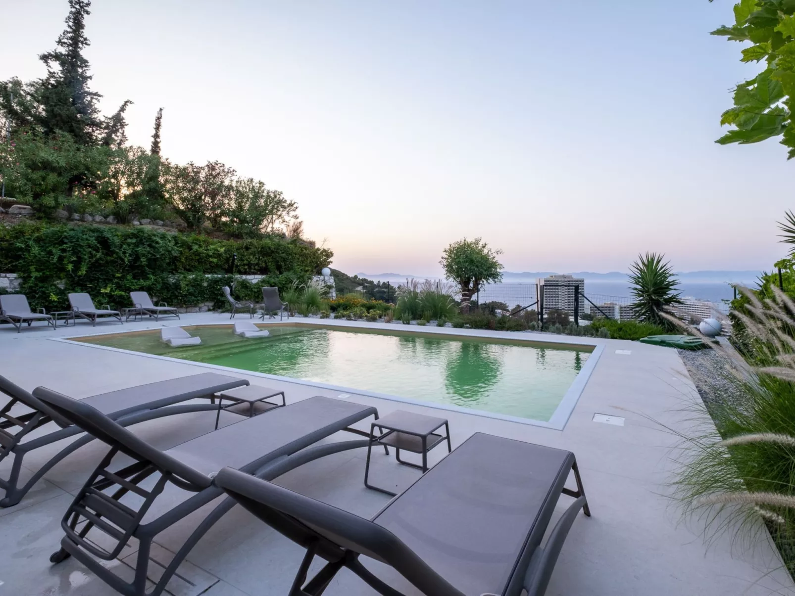 Vista von Del Sol Villa - Buiten