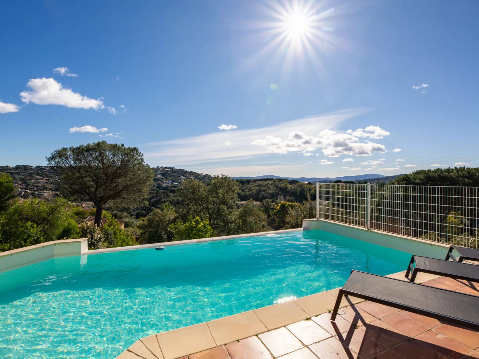 La Figuière - Buiten