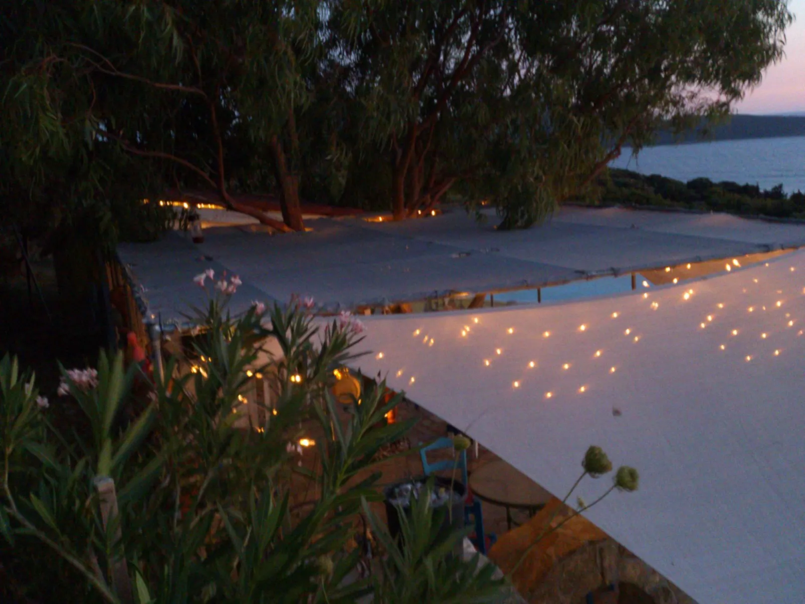 Charly Point Villa-Apartment, Doppelzimmer - Buiten