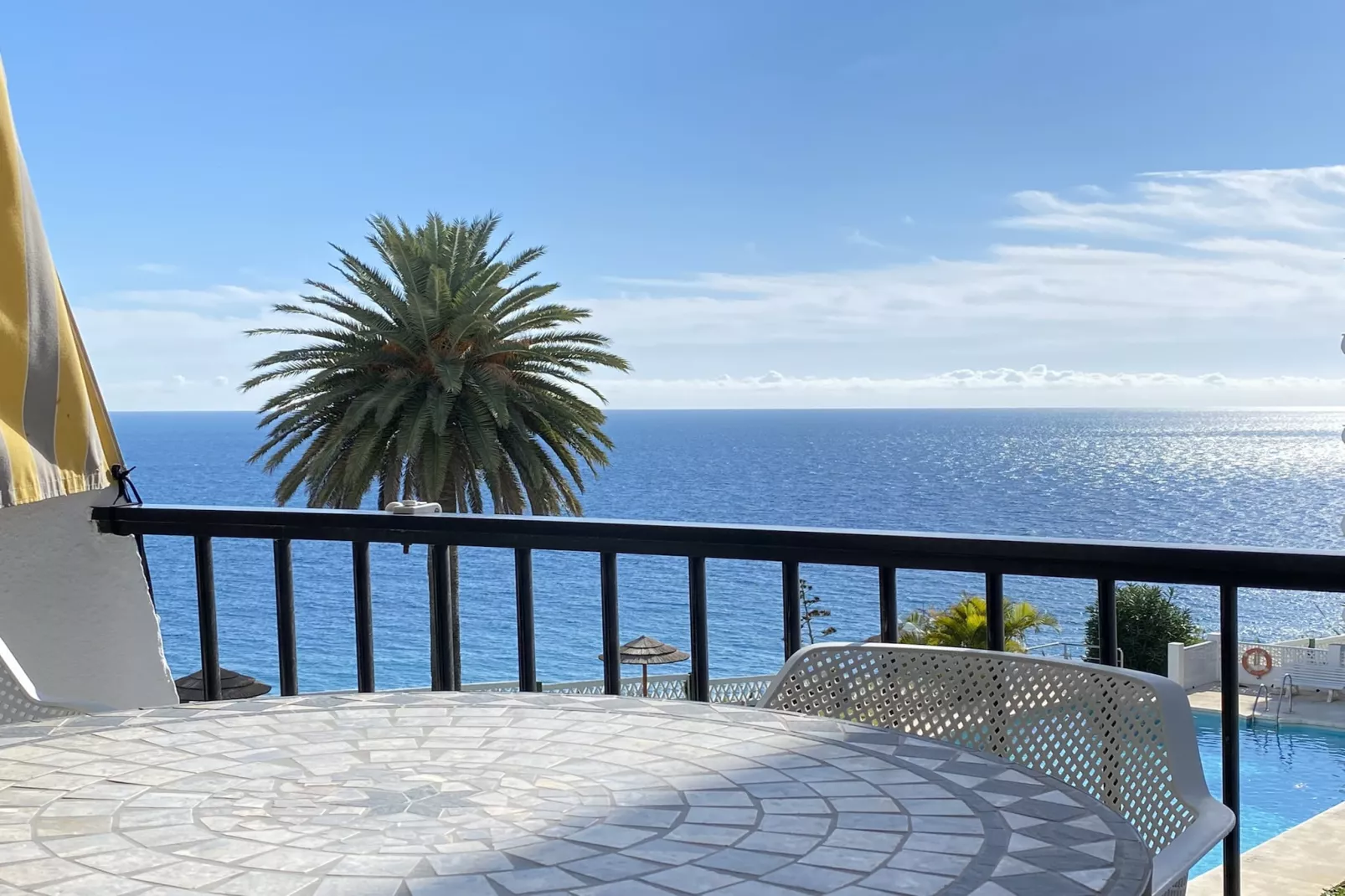 Acapulco Playa 302 by Casasol - Buitenlucht