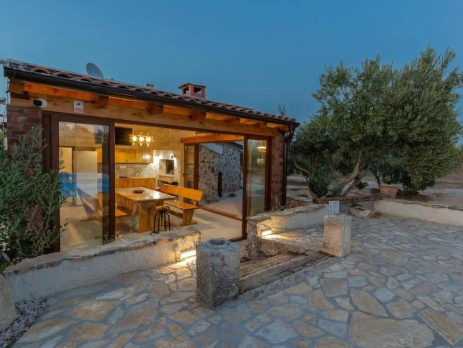 Eco Villa Solus with pool - Image-tags.info