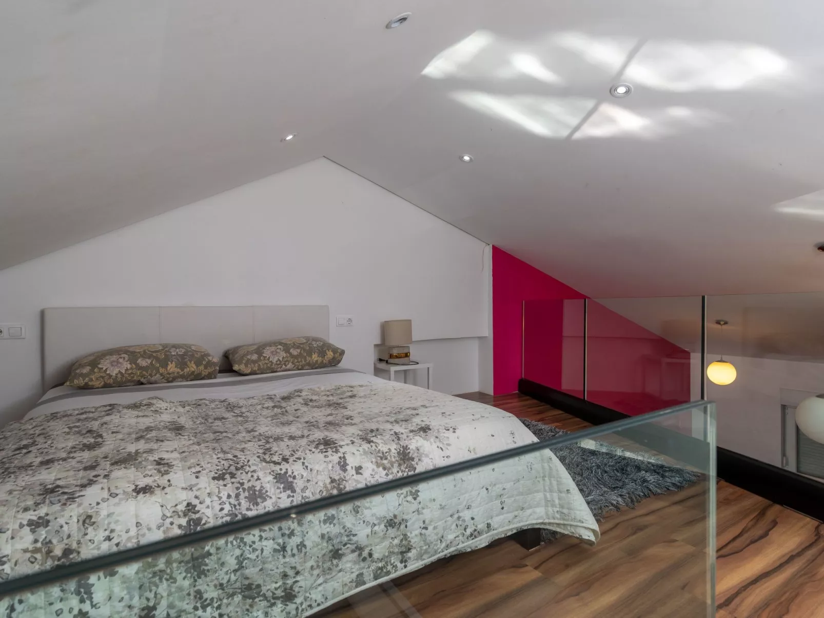 Moderne Ferienwohnung mit Gartennutzung, einem g - Image-tags.info