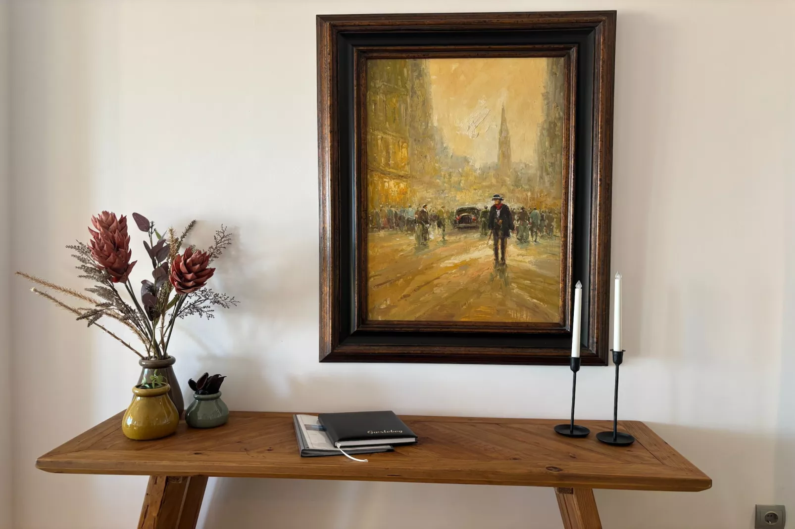 3-Bedroom Apartment with Sea & Mountain Views - Sfeer