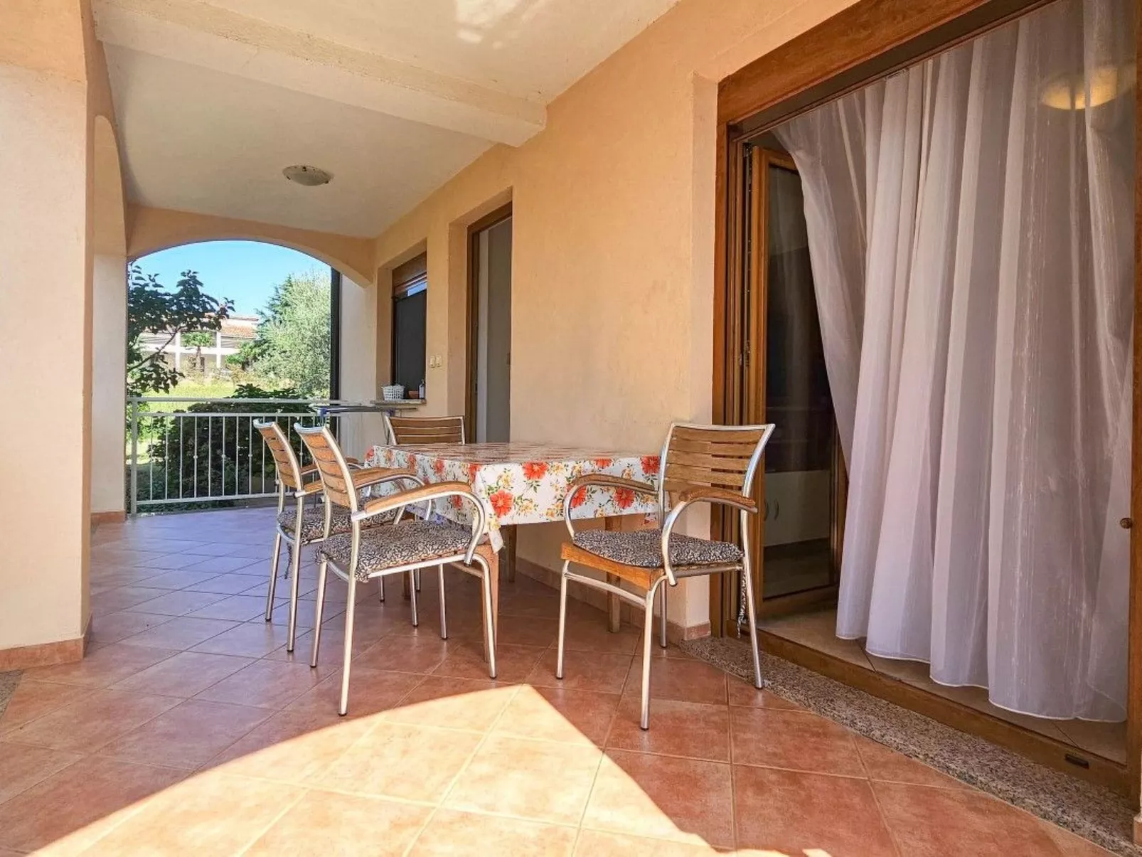 "Viola" mit Terrasse - Image-tags.info