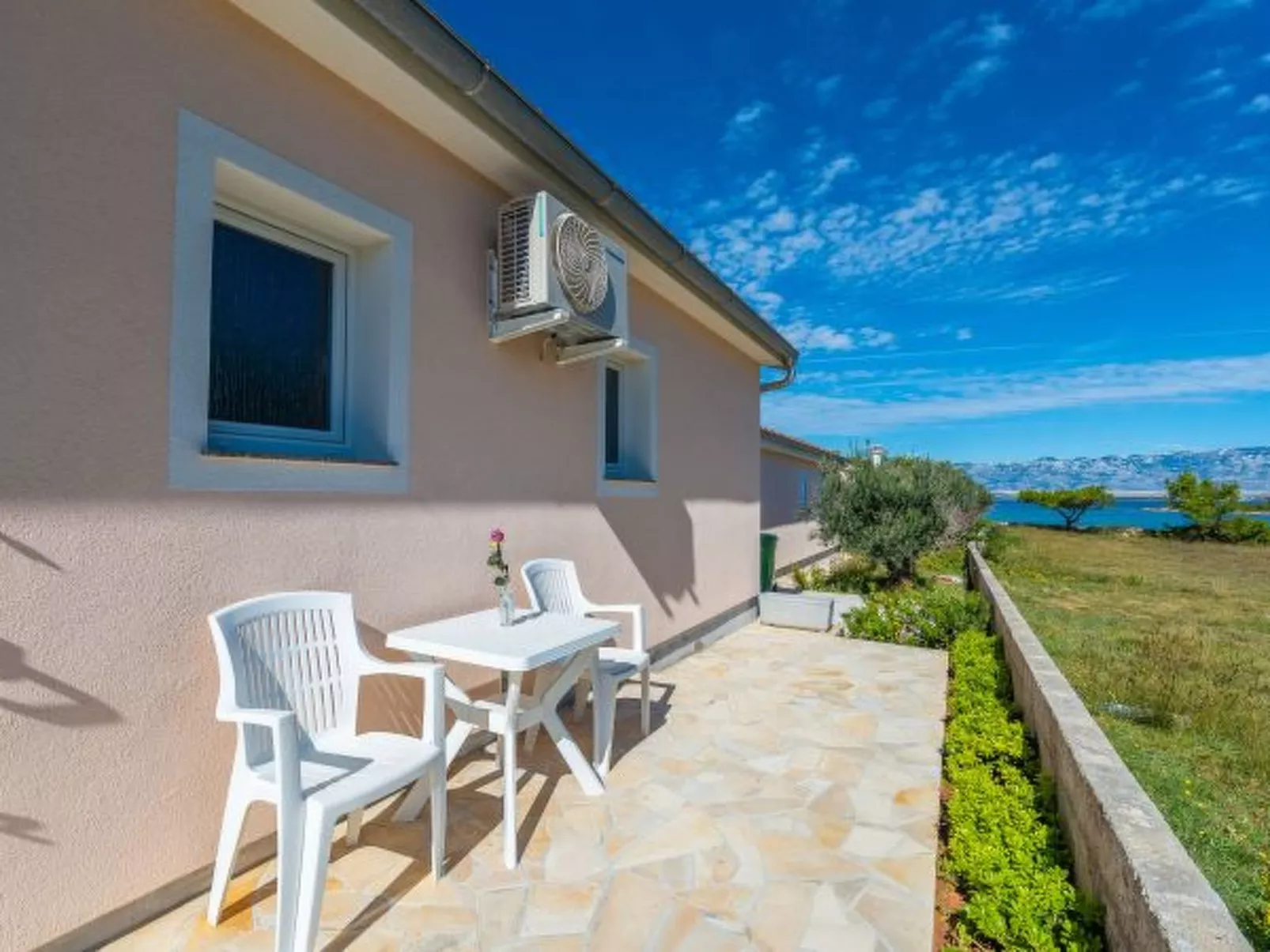 Beachside Holiday House Anamarija - Image-tags.info