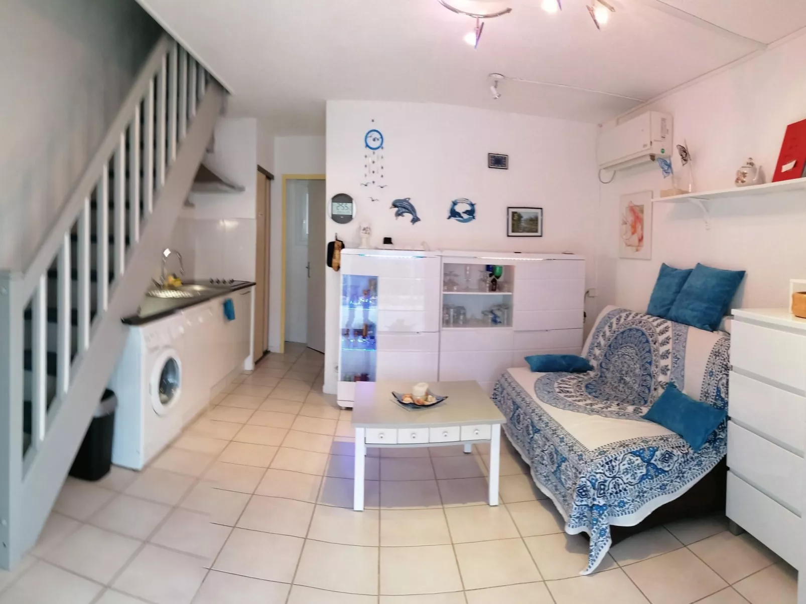 Maison Bleu - Binnen