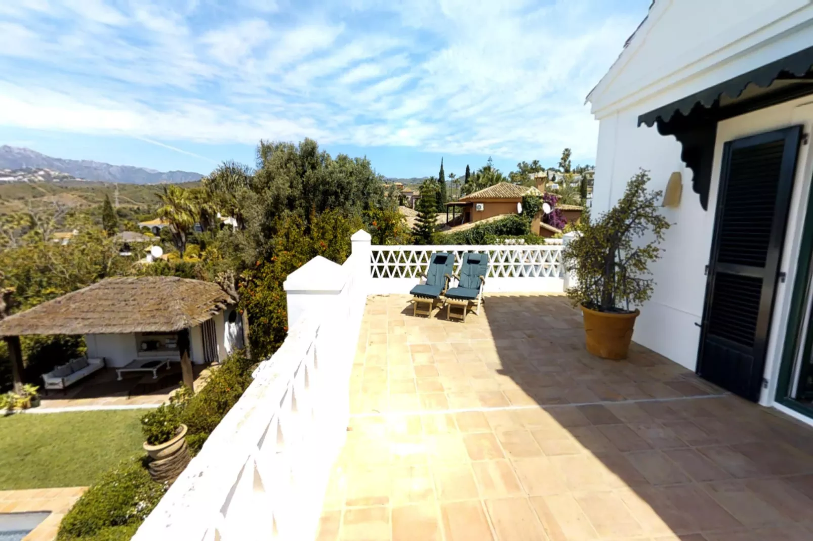 A Real Oasis in  Colonial style - Terrasbalkon