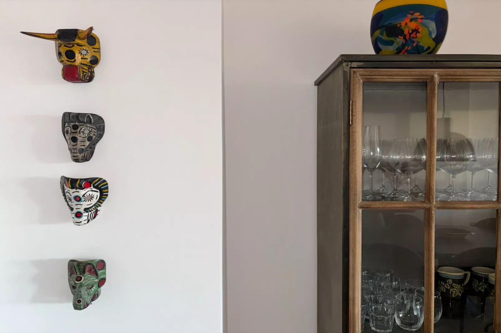 3-Bedroom Apartment with Sea & Mountain Views - Sfeer