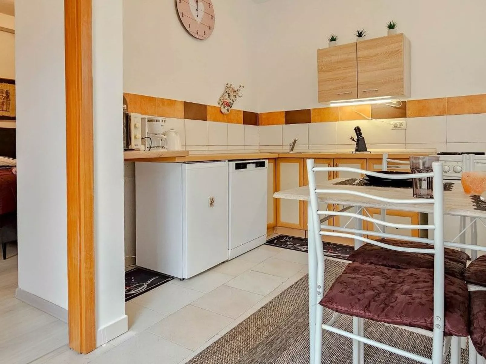 "Pintar 2" direkt am Strand - Binnen