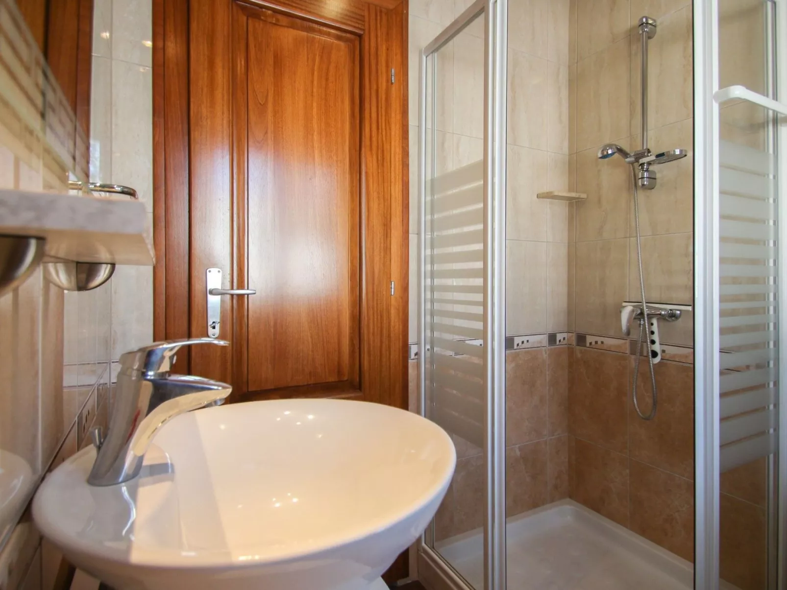 Für 4 Personen ca. 50 m&sup2; in Bužinija, Adriaküste Kroatien (Westküste von I - Binnen