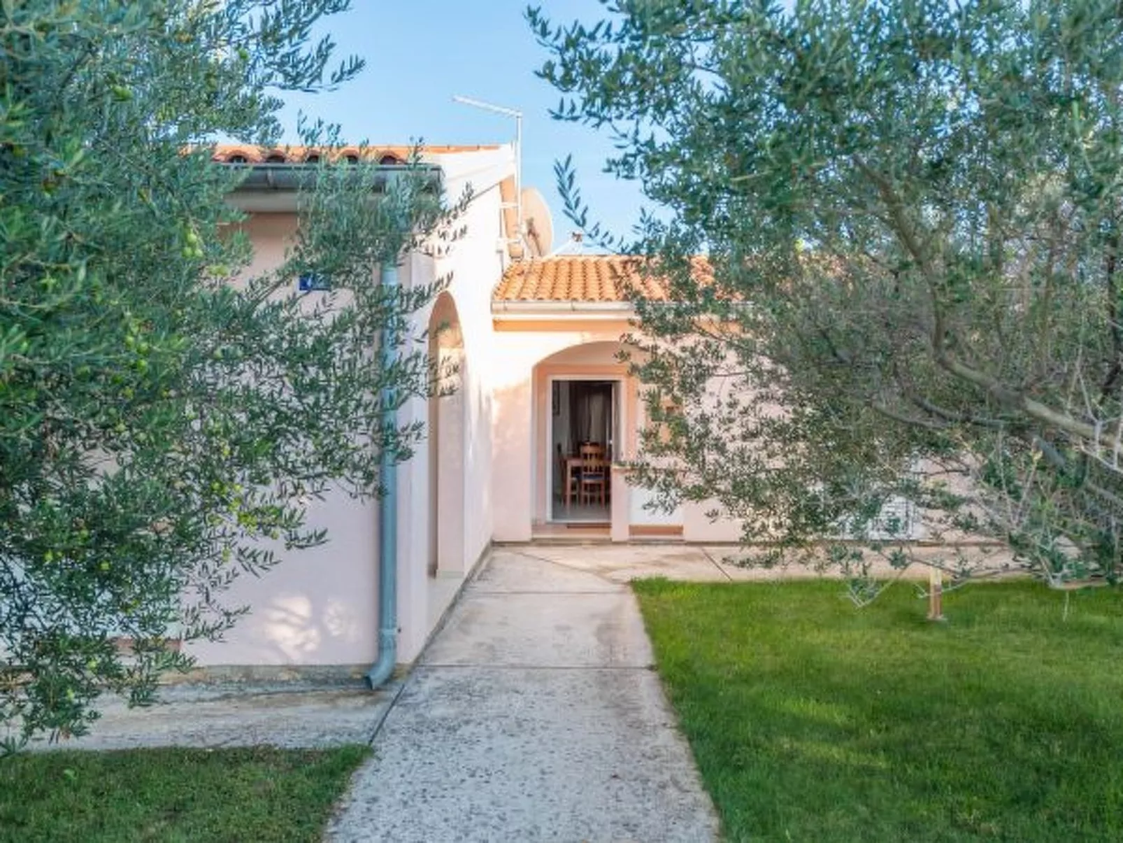 Beachside Holiday House Manuela - Image-tags.info