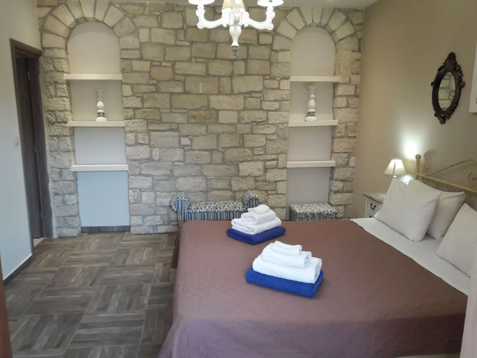 Gemütliches Natursteinapartment für zwei - Binnen