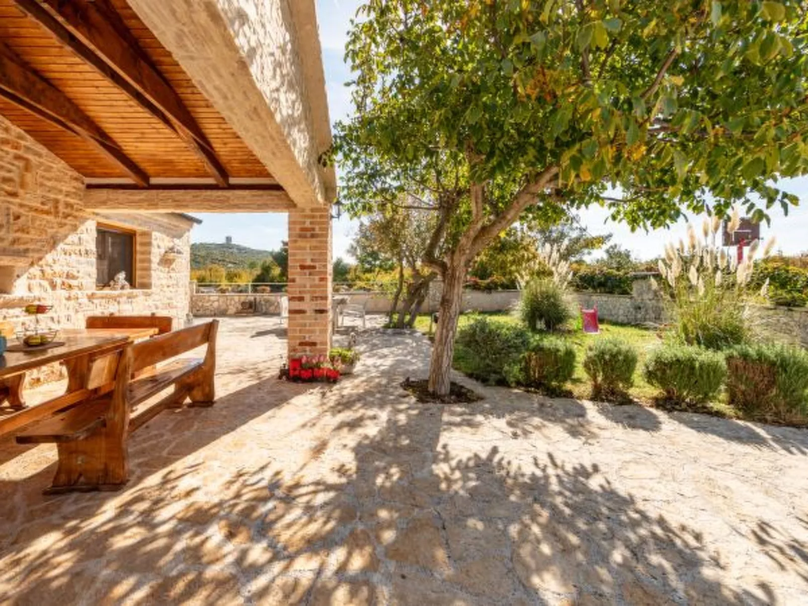 Villa Callista with Pool - Image-tags.info