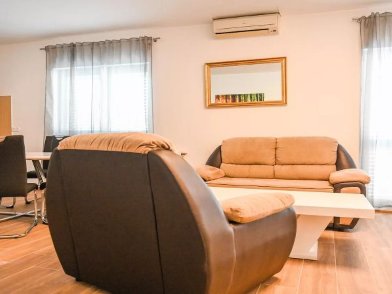 Holiday Home Urbana with pool - Image-tags.info