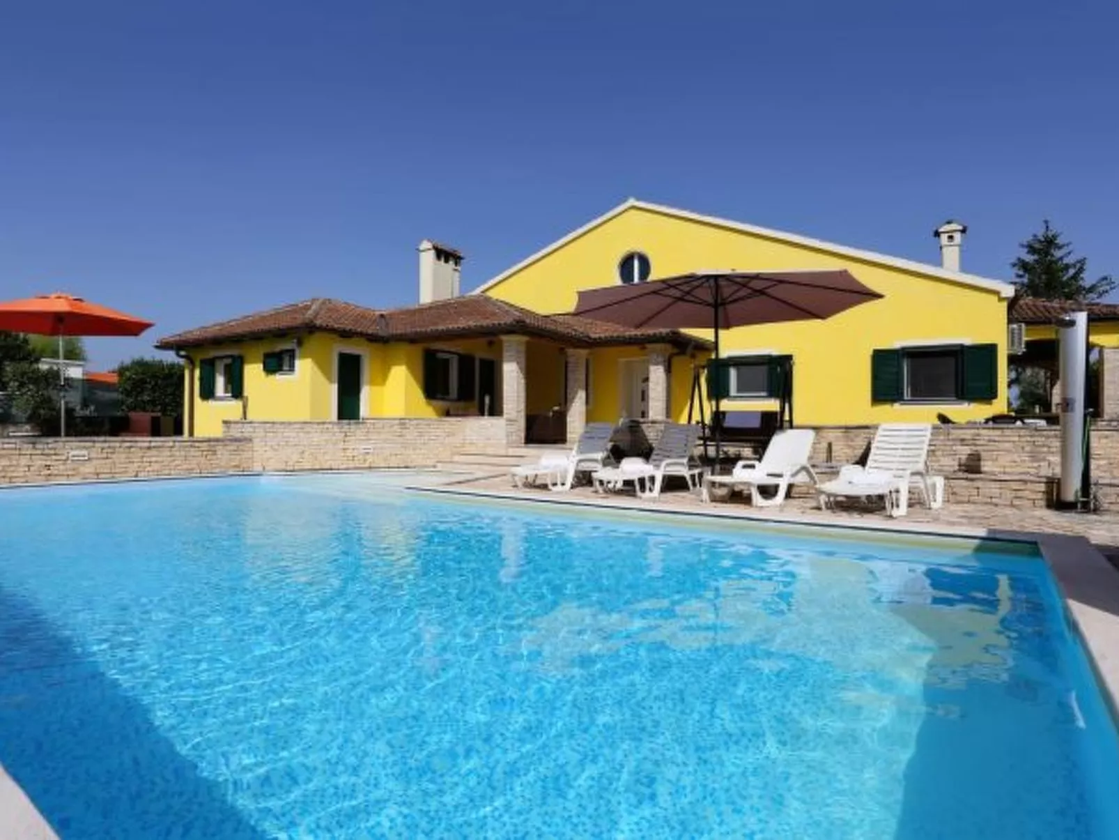 Villa Ana with large pool - Image-tags.info