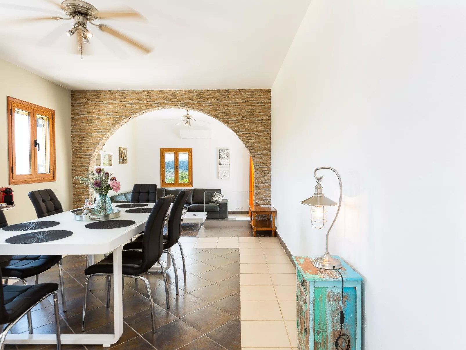 Villa Ypsilon - Image-tags.info