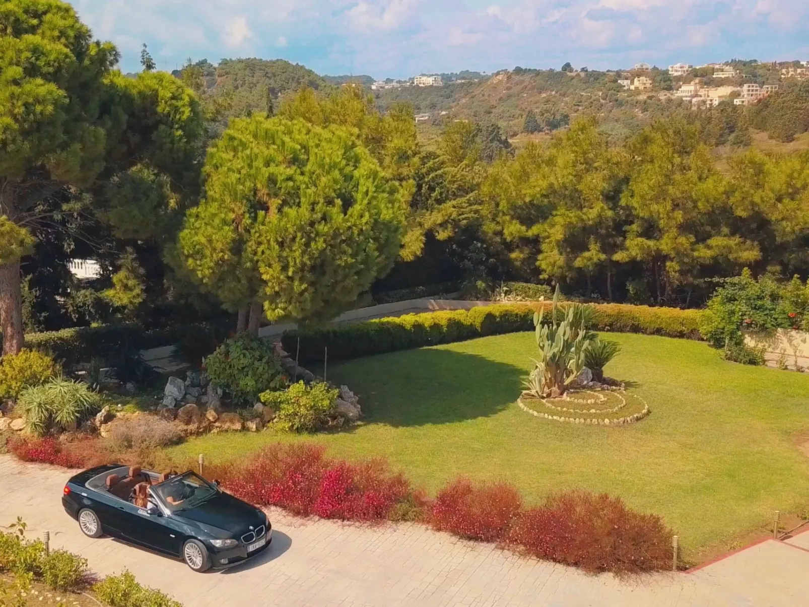 Luxuriöse, geräumige, private Villa mit sechs Schlafzimmern - Buiten