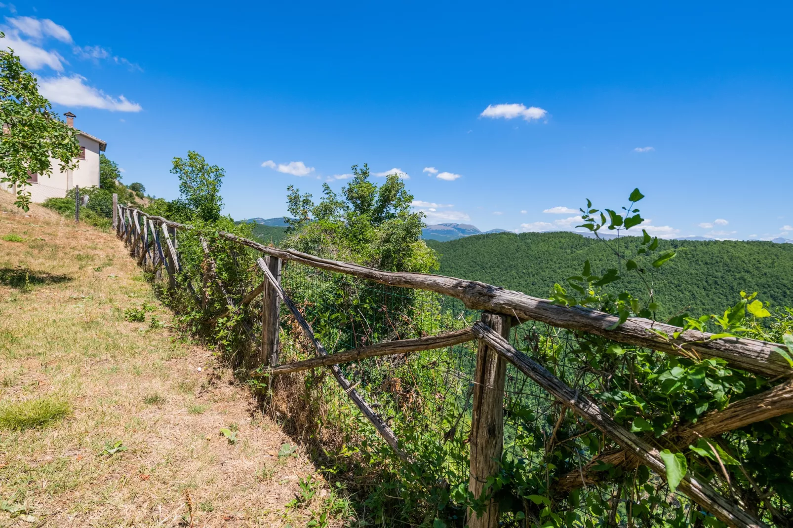 Fonni Verde Due - Uitzicht zomer