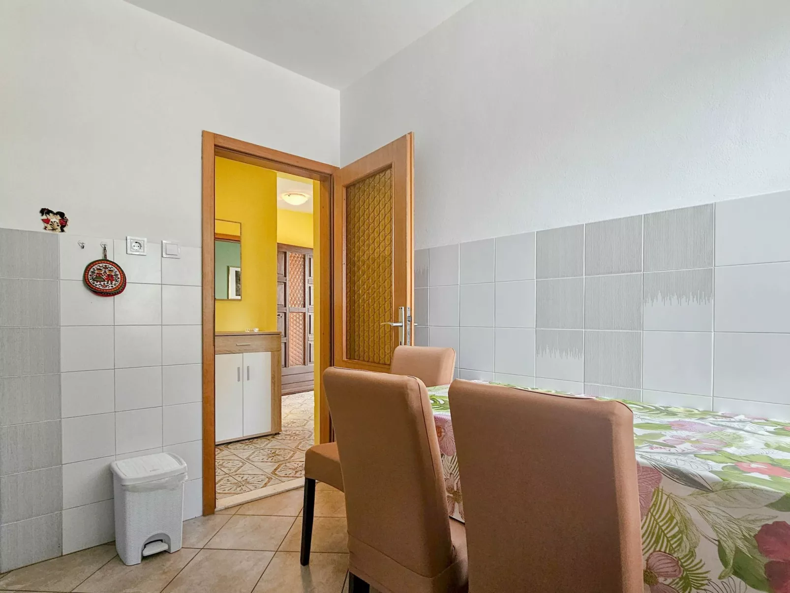 Wohnung "Aurelio" mit Terrasse - Binnen