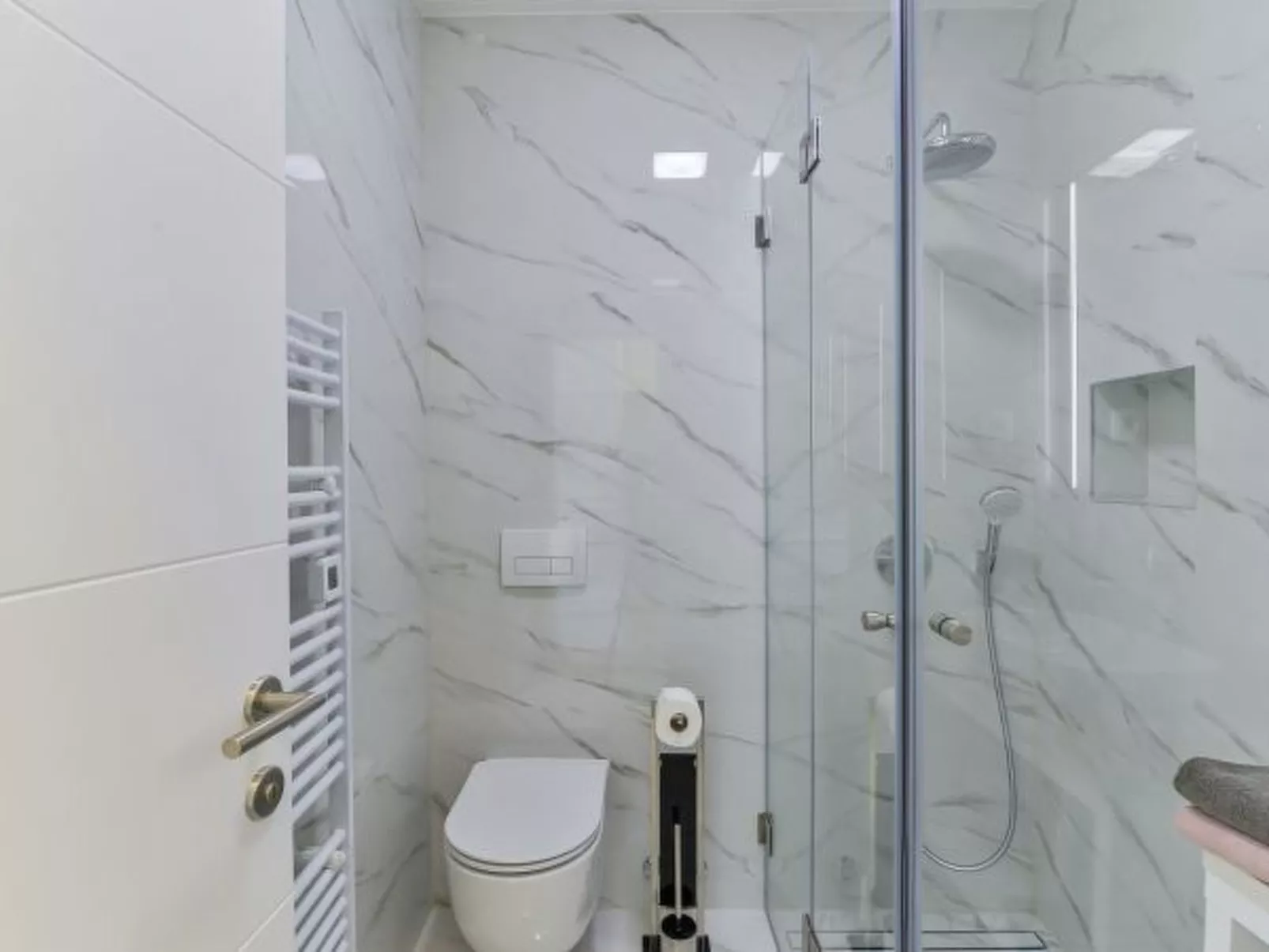 Villa Div with heated pool Apartment No.1 - Image-tags.info