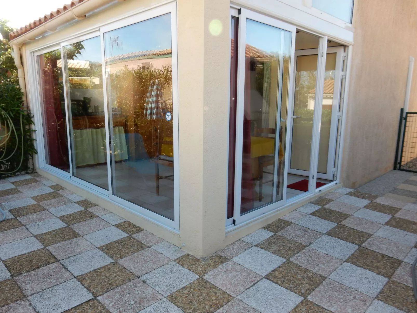 Maison Bleu - Image-tags.info