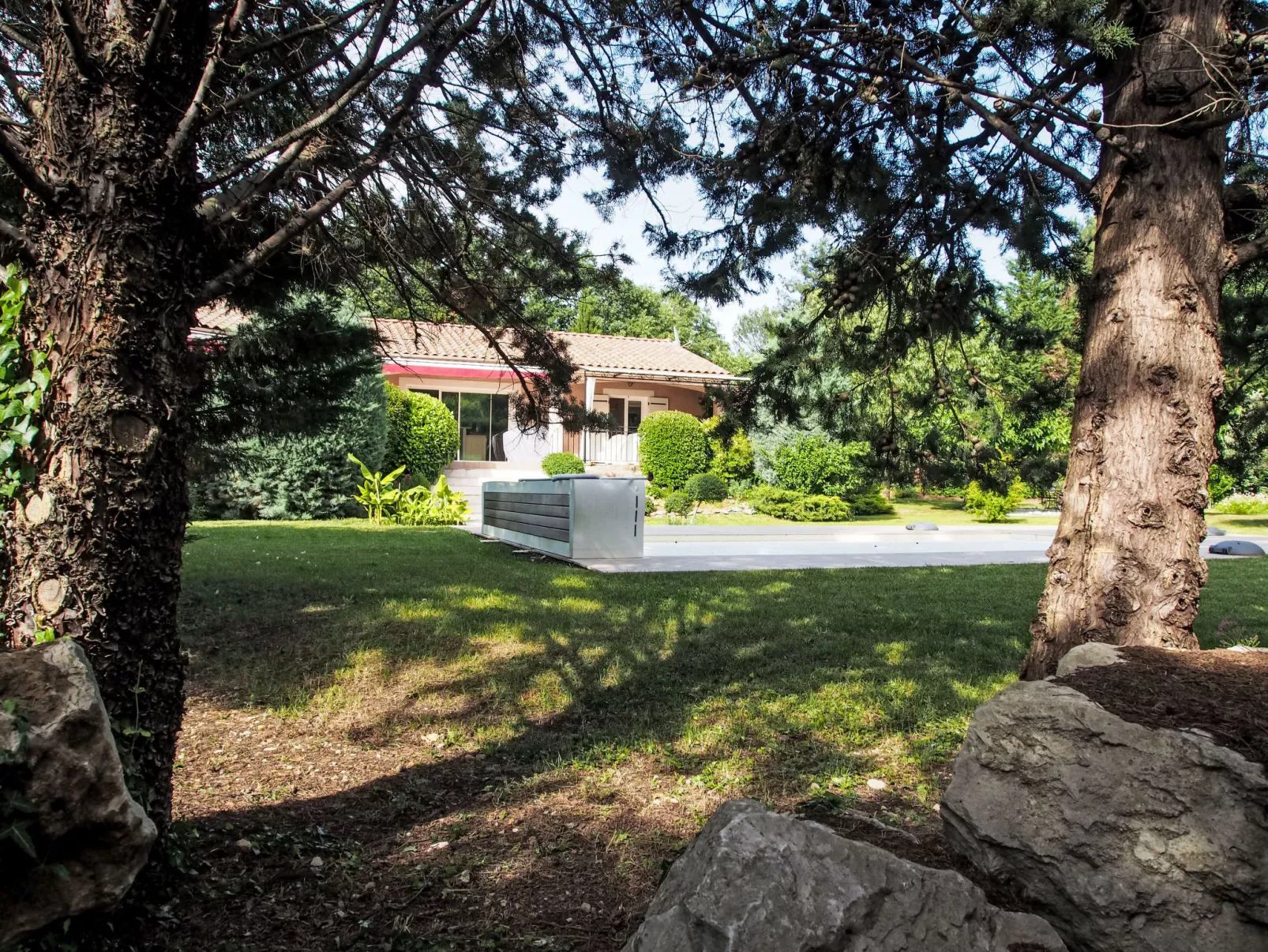 Urlaub im Süden zwischen Meer und Bergen - Buiten