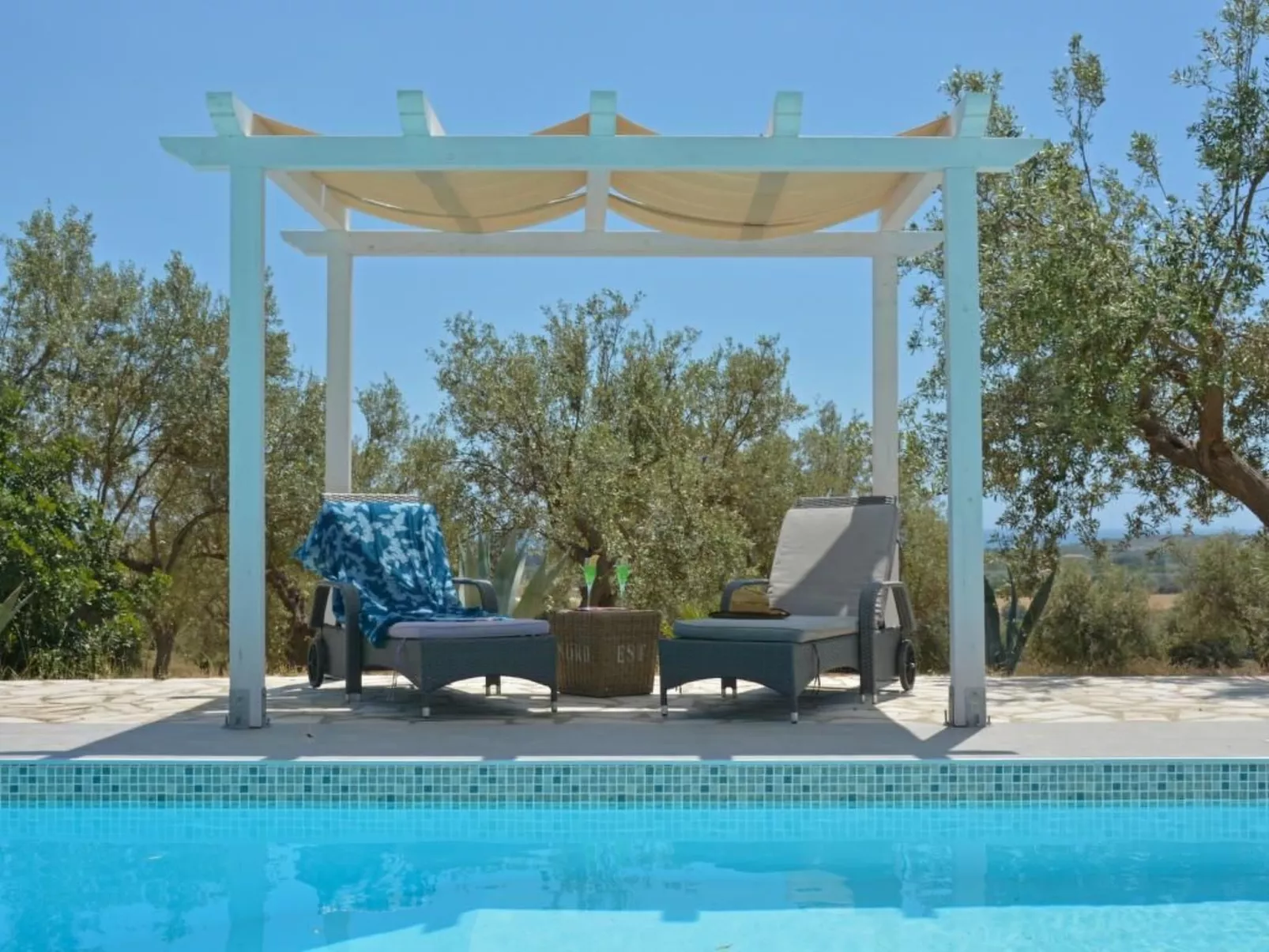 Moderne Ferienvilla bei Noto mit Meerblick und privatem Pool - Buiten