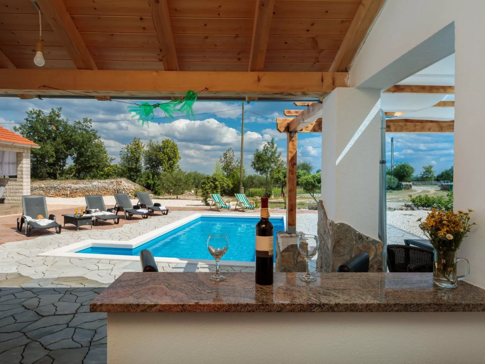 Villa Mystic Woods mit Pool - Image-tags.info